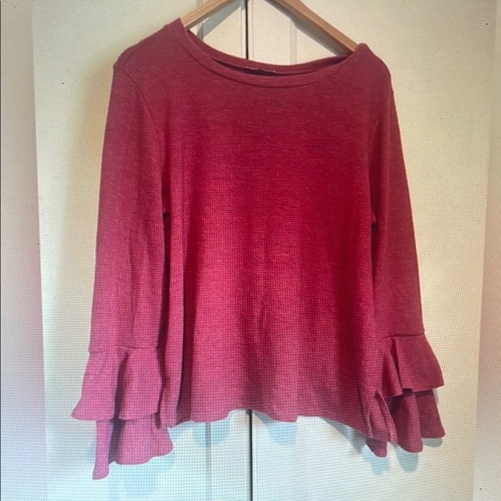 Women's Ruffled Sleeve Top - Red